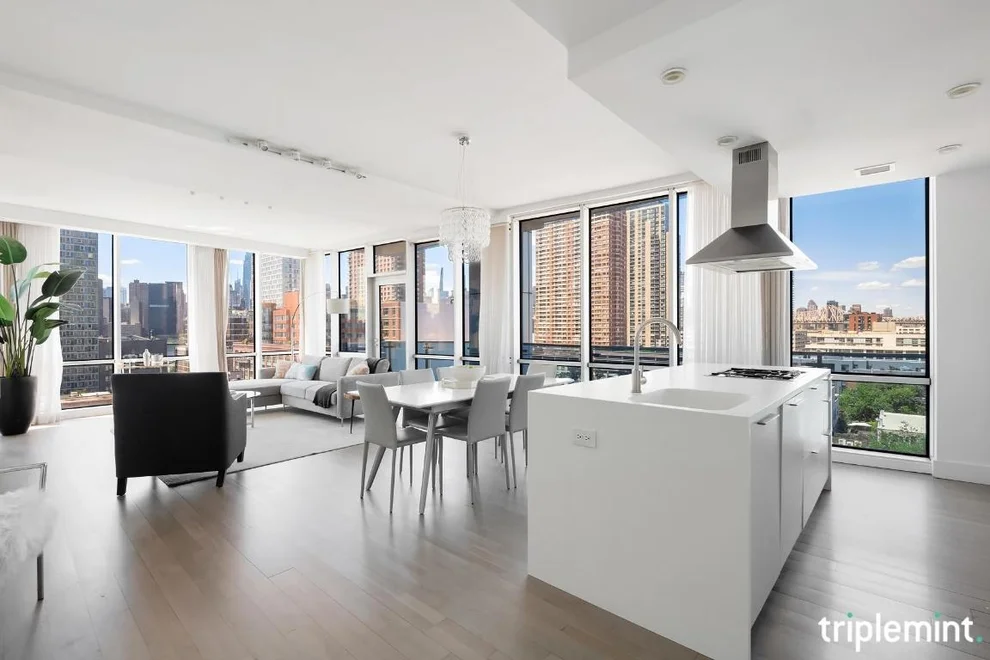 Unit for sale at 5-19 Borden Avenue, Queens, NY 11101