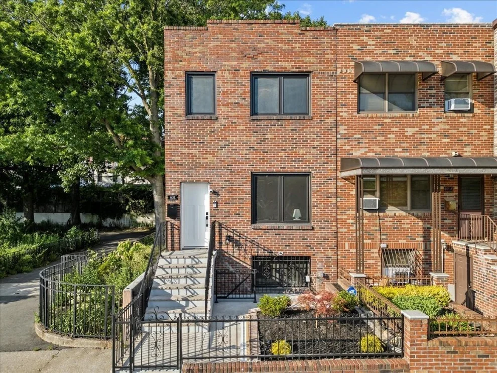 Unit for sale at 401 18TH Street, Brooklyn, NY 11215