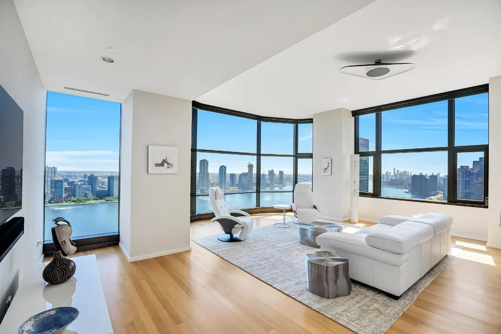 Unit for sale at 50 UNITED NATIONS Plaza, Manhattan, NY 10017