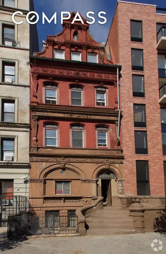 Unit for sale at 2064 5th Avenue, Manhattan, NY 10035