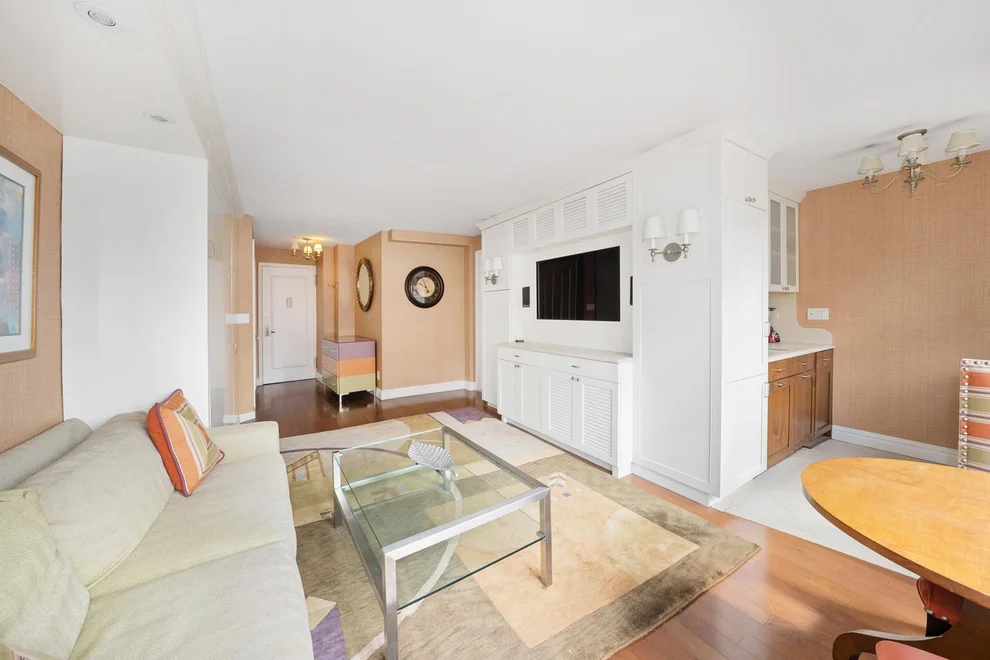 Unit for sale at 225 E 36TH Street, Manhattan, NY 10016