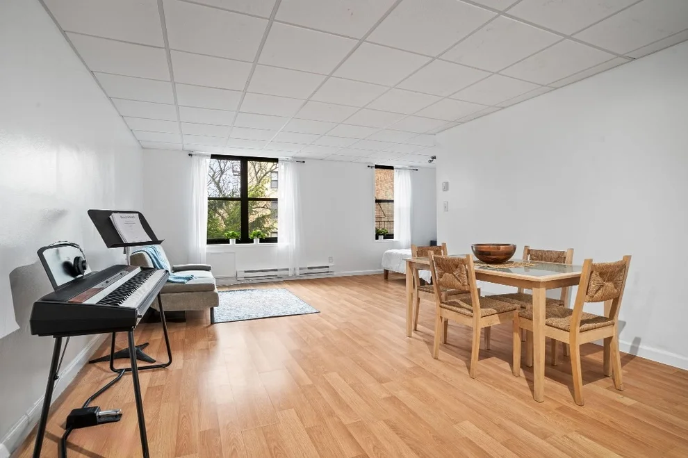 Unit for sale at 45 Overlook Terrace, Manhattan, NY 10033
