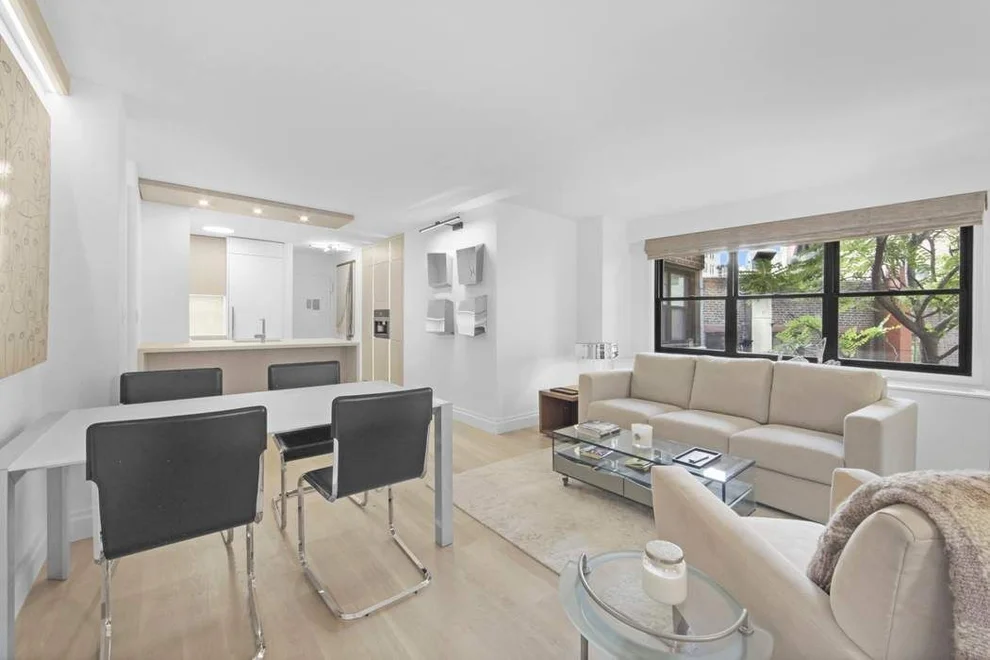 Unit for sale at 31 Jane Street, Manhattan, NY 10014