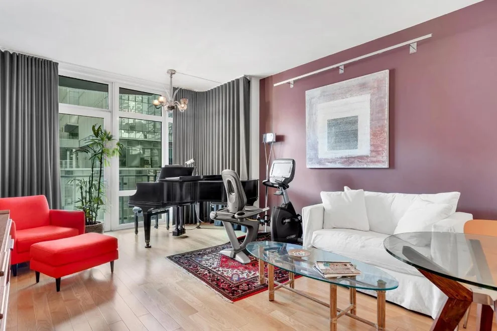 Unit for sale at 555 W 59th Street, Manhattan, NY 10019