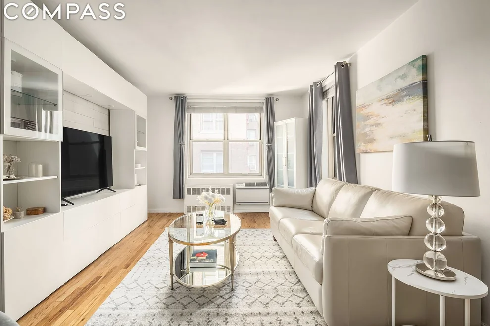 Unit for sale at 309 E 87th Street, Manhattan, NY 10128