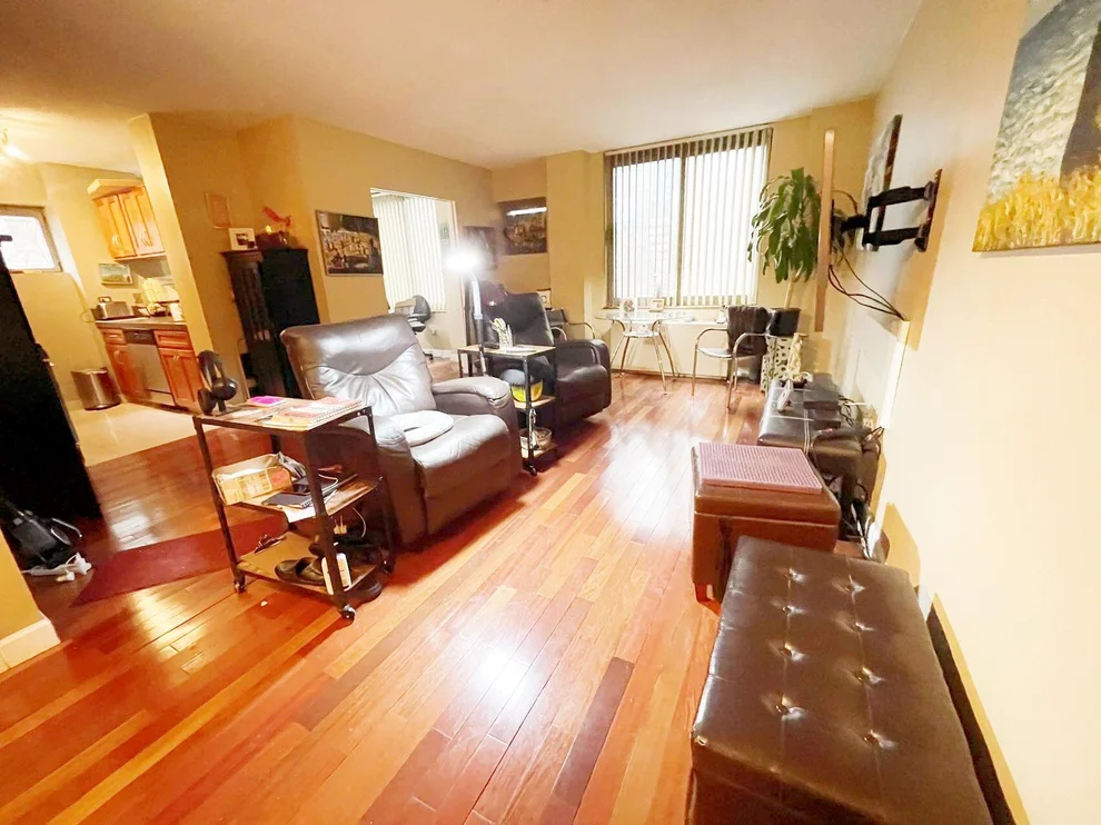 Unit for sale at 2 S End Avenue, Manhattan, NY 10280