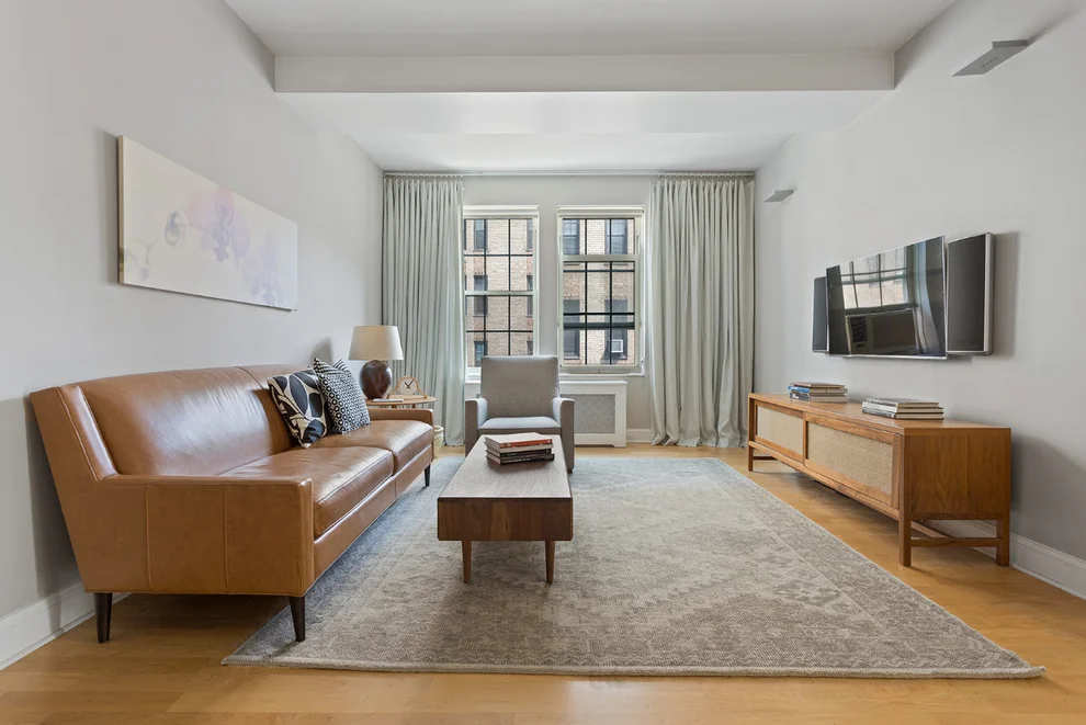 Unit for sale at 677 W End Avenue, Manhattan, NY 10025