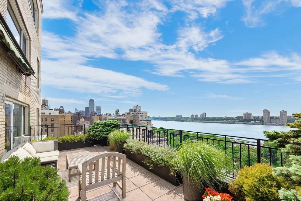 Unit for sale at 411 W END Avenue, Manhattan, NY 10024