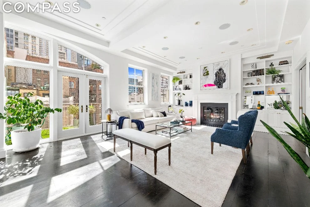 Unit for sale at 8-10 Warren Street, Manhattan, NY 10013