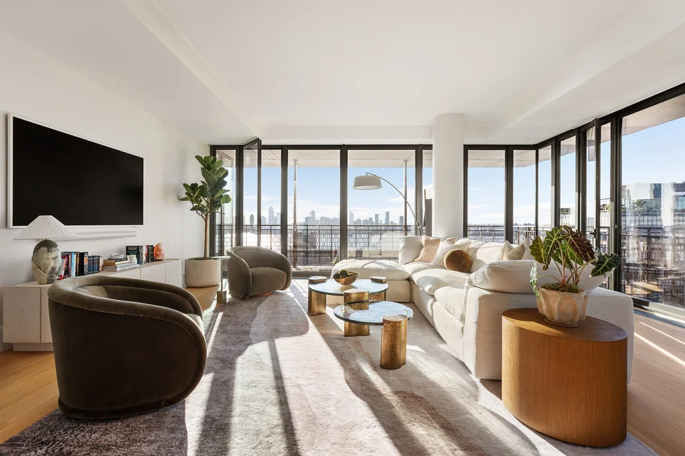 Unit for sale at 100 VANDAM Street, Manhattan, NY 10013