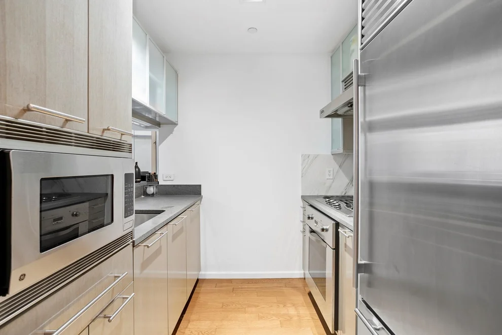 Unit for sale at 200 Chambers Street, Manhattan, NY 10007