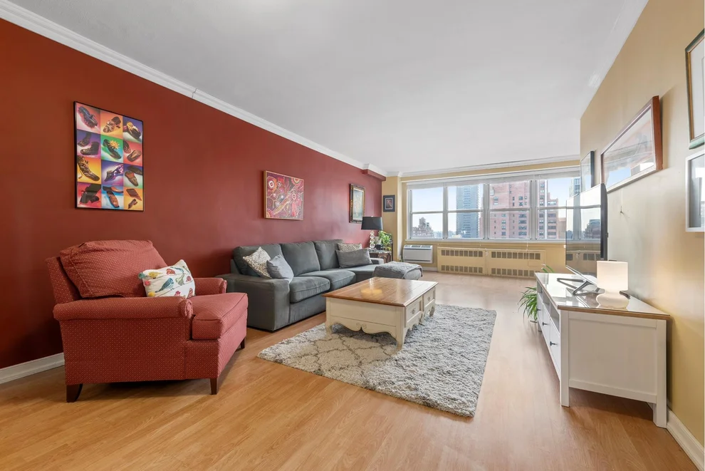 Unit for sale at 401 E 74th Street, Manhattan, NY 10021