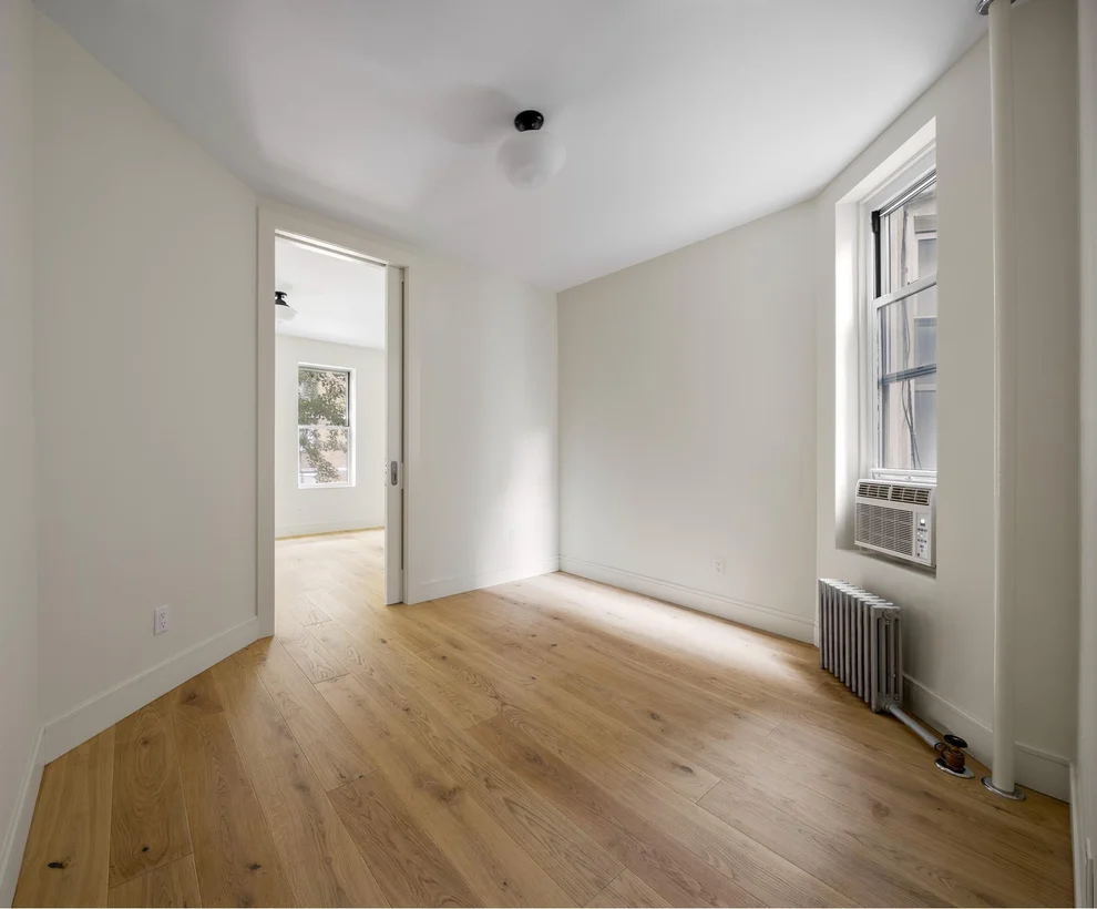Unit for sale at 636 E 14TH Street, Manhattan, NY 10009