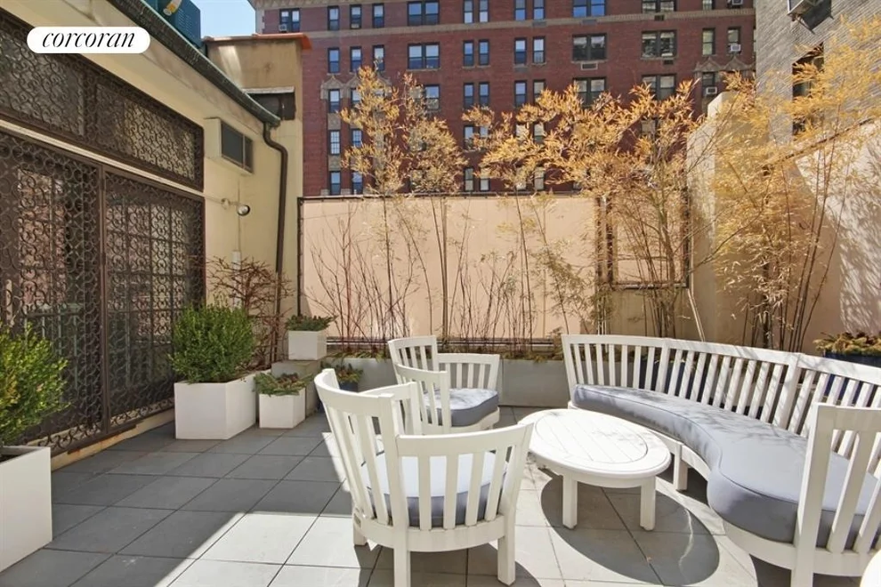 Unit for sale at 1082 PARK Avenue, Manhattan, NY 10128