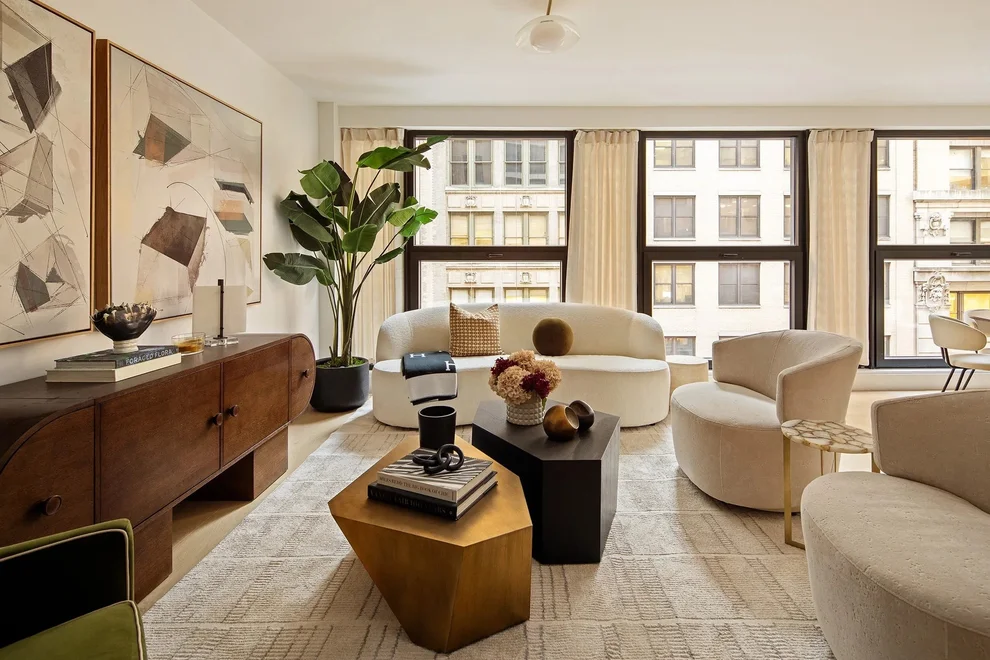 Unit for sale at 21 W 17th Street, Manhattan, NY 10011