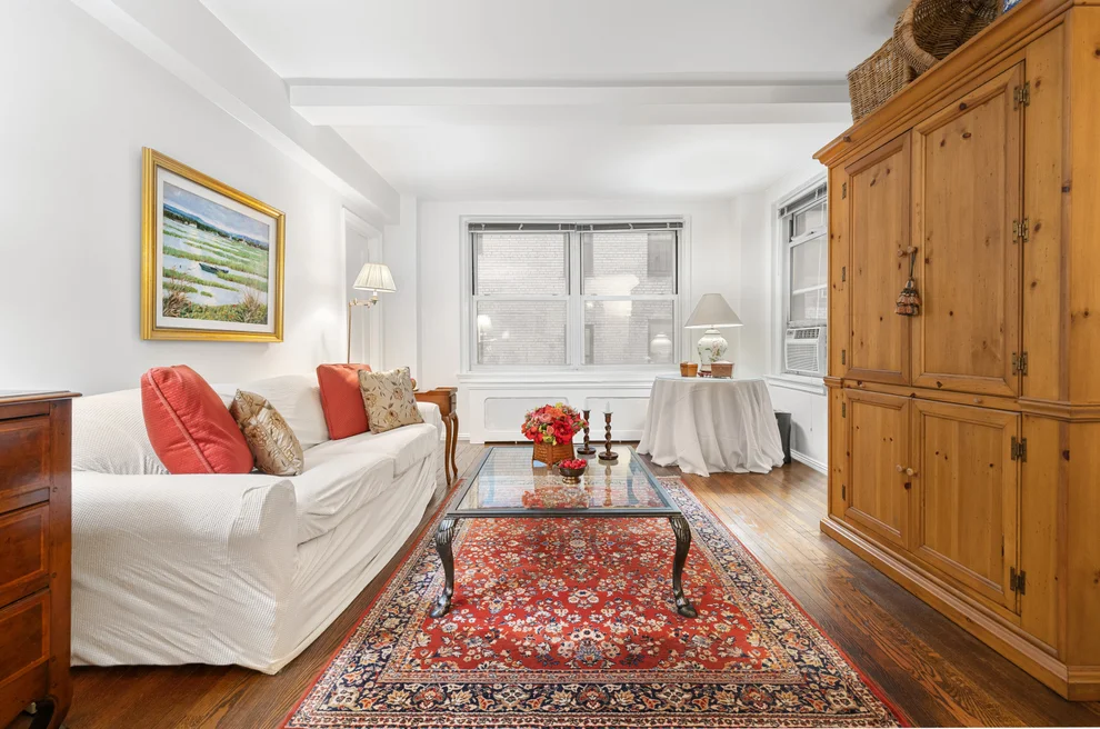 Unit for sale at 215 E 73RD Street, Manhattan, NY 10021