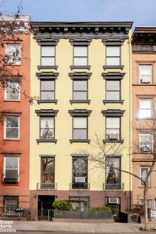 Unit for sale at 307 E 10TH Street, Manhattan, NY 10009