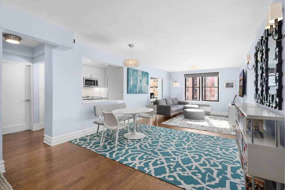 Unit for sale at 30 E 9TH Street, Manhattan, NY 10003