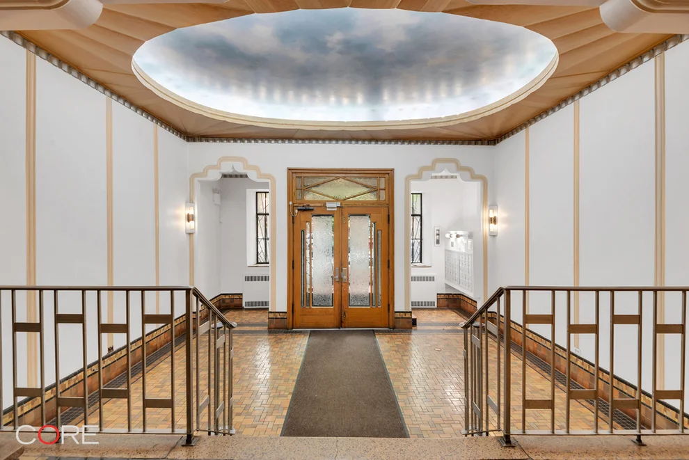 Unit for sale at 680 W 204TH Street, Manhattan, NY 10034