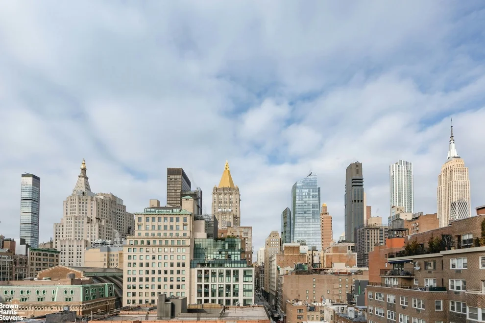Unit for sale at 160 E 27TH Street, Manhattan, NY 10016