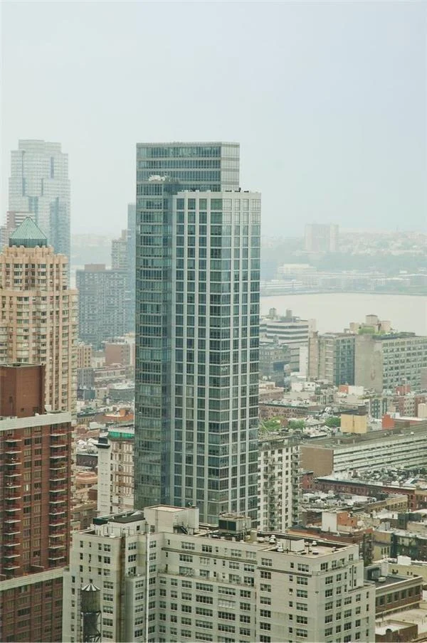 Unit for sale at 150 W 56th Street, Manhattan, NY 10019