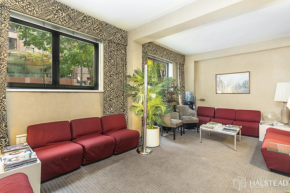 Unit for sale at 715 PARK Avenue, Manhattan, NY 10021