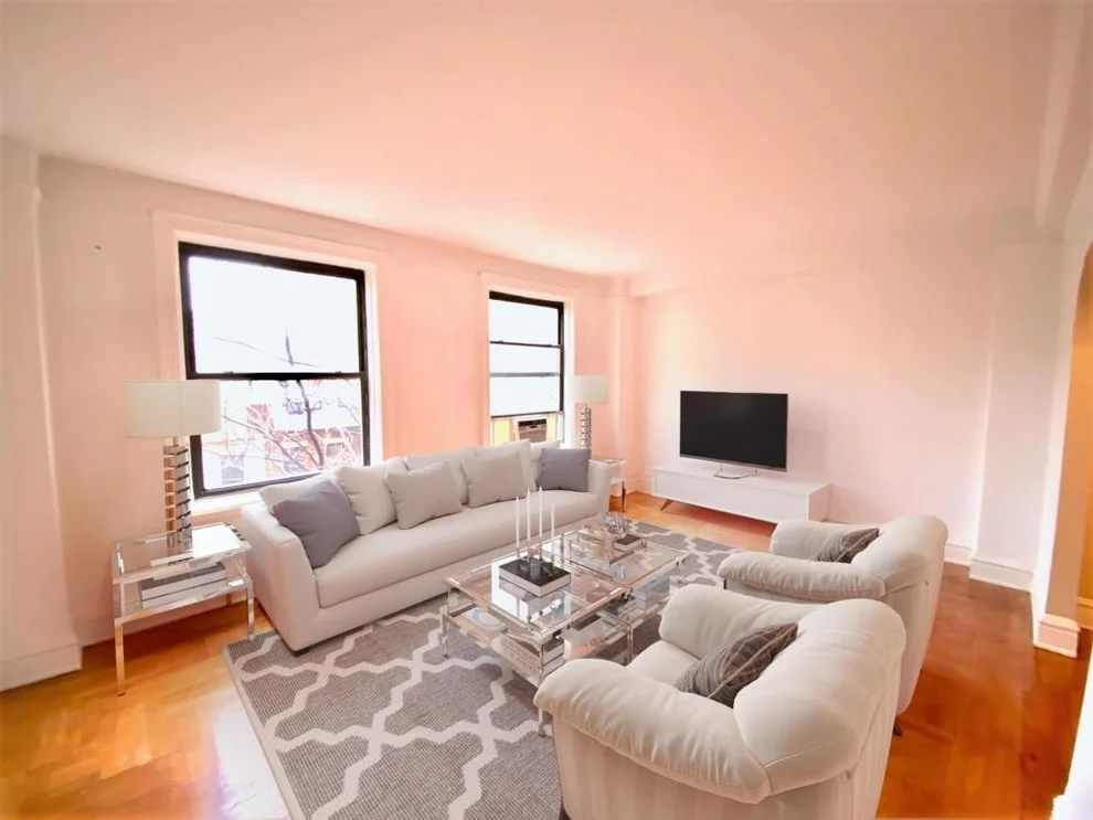 Unit for sale at 325 W 86th Street, Manhattan, NY 10024