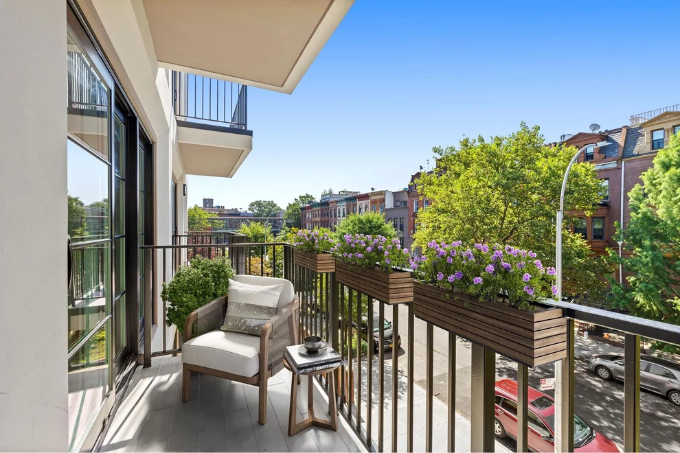 Unit for sale at 171 Lefferts Place, Brooklyn, NY 11238