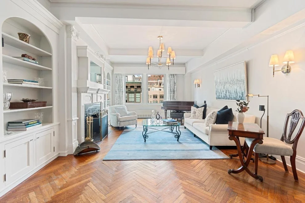 Unit for sale at 1070 PARK Avenue, Manhattan, NY 10128