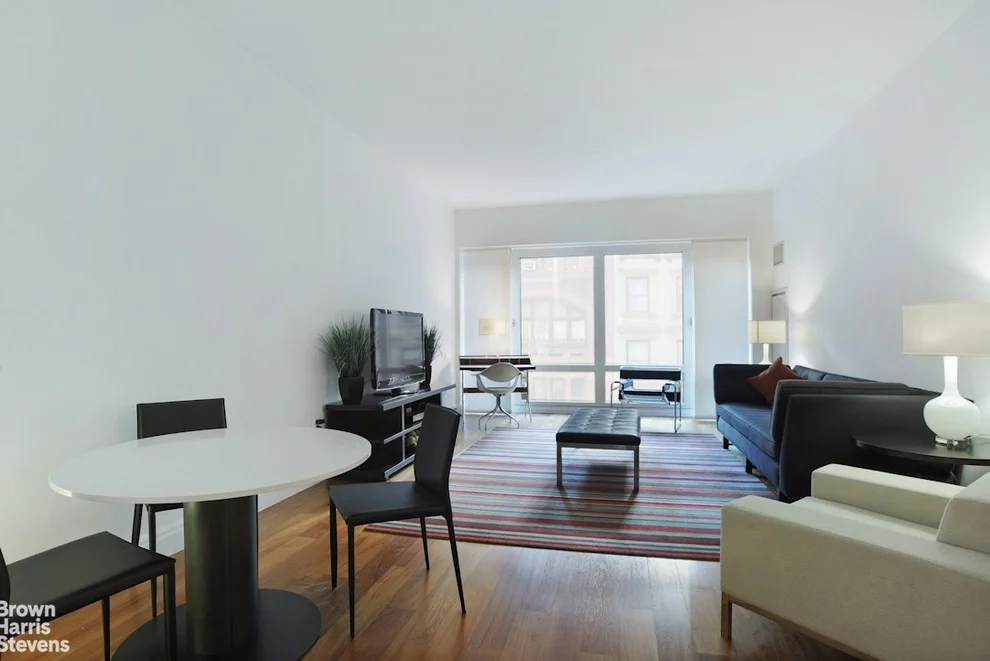 Unit for sale at 33 W 56TH Street, Manhattan, NY 10019