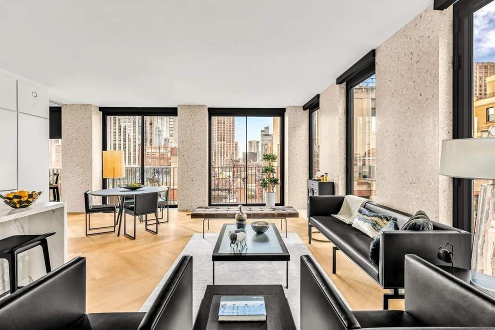 Unit for sale at 16 W 40th Street, Manhattan, NY 10018