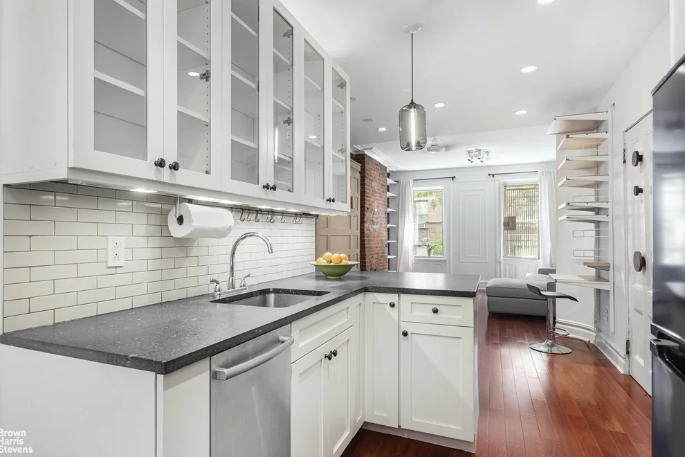 Unit for sale at 630 E 14TH Street, Manhattan, NY 10009