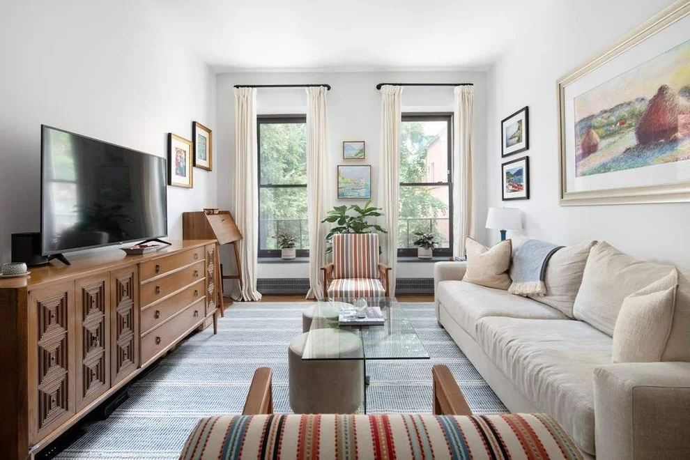 Unit for sale at 422 W 20TH Street, Manhattan, NY 10011