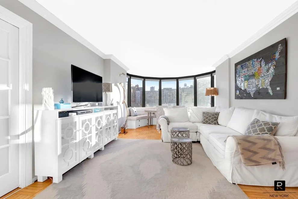 Unit for sale at 330 E 38th Street, Manhattan, NY 10016