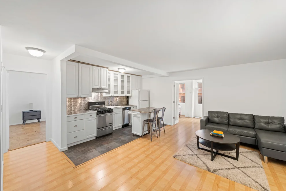 Unit for sale at 201 E 36th Street, Manhattan, NY 10016