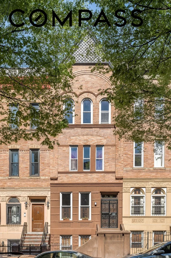 Unit for sale at 207 Edgecombe Avenue, Manhattan, NY 10030