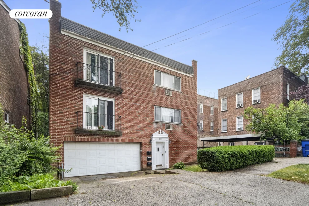 Unit for sale at 6037 DELAFIELD Avenue, Bronx, NY 10471