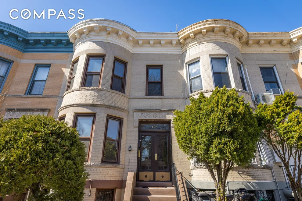Unit for sale at 304 E 8th Street, Brooklyn, NY 11218