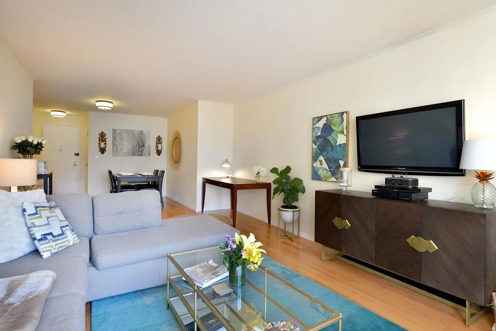 Unit for sale at 400 E 77th Street, Manhattan, NY 10075