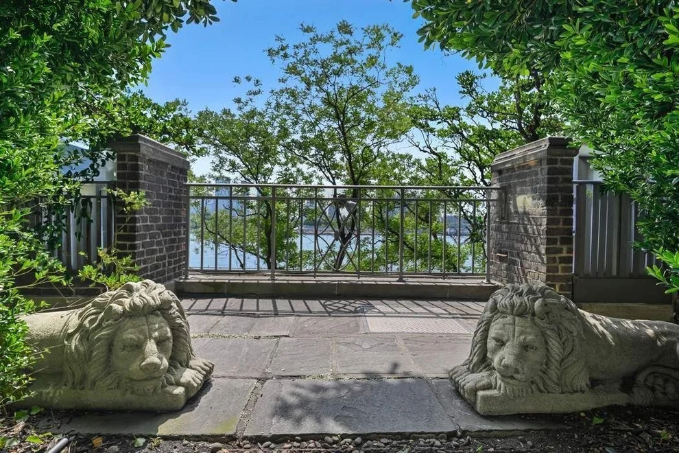 Unit for sale at 1 Beekman Place, Manhattan, NY 10022