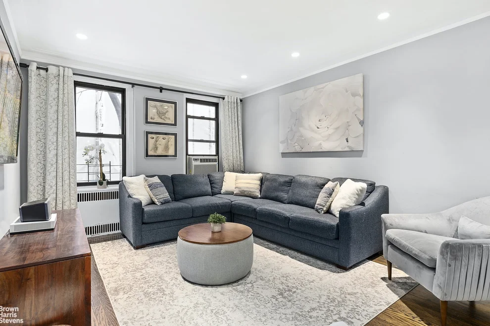 Unit for sale at 350 E 77TH Street, Manhattan, NY 10075