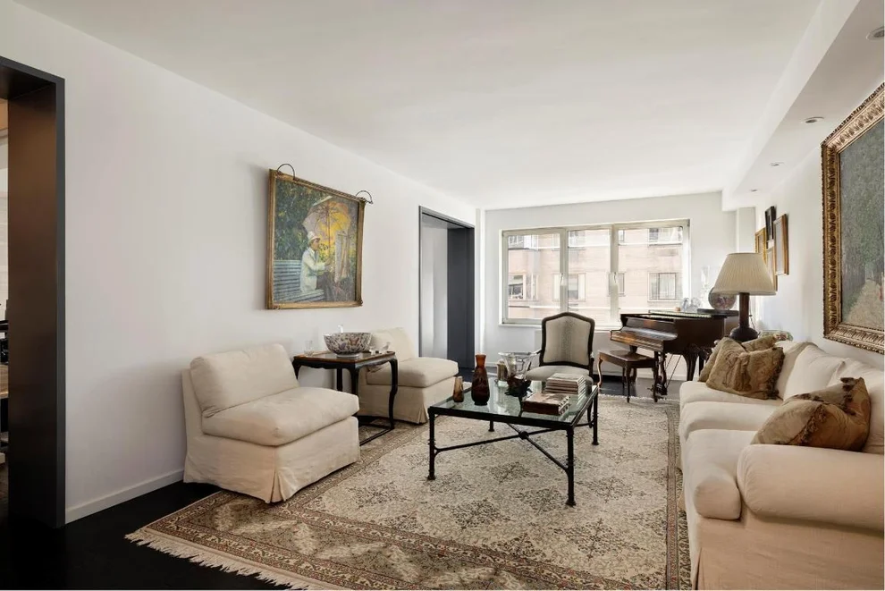 Unit for sale at 880 5TH Avenue, Manhattan, NY 10021