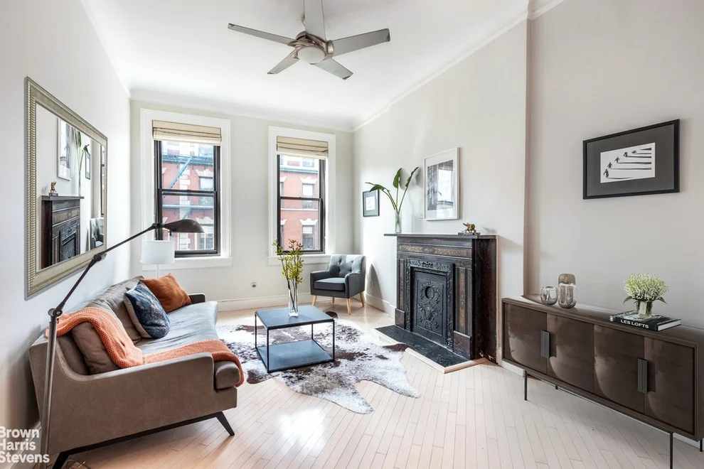 Unit for sale at 231 W 21ST Street, Manhattan, NY 10011