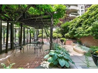 Unit for sale at 203 E 72ND Street, Manhattan, NY 10021