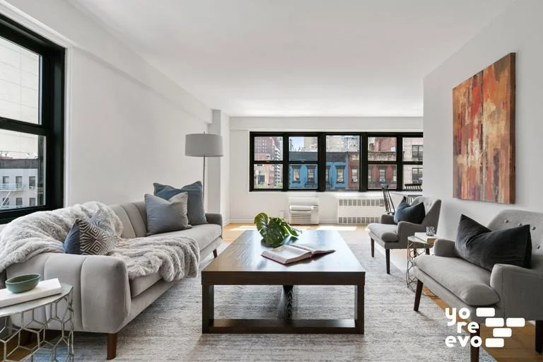 Unit for sale at 240 E 76th Street, Manhattan, NY 10021