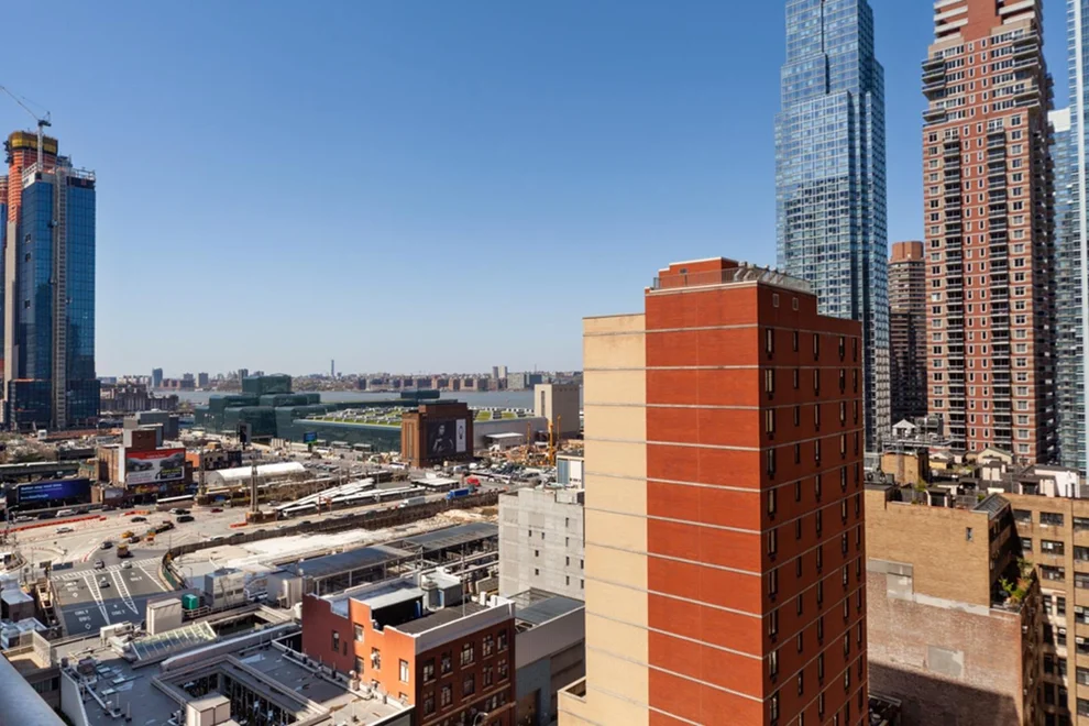 Unit for sale at 500 W 43rd Street, Manhattan, NY 10036