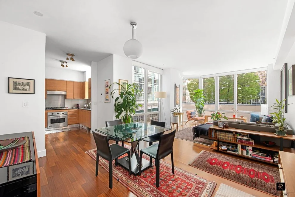 Unit for sale at 10 W End Avenue, Manhattan, NY 10023