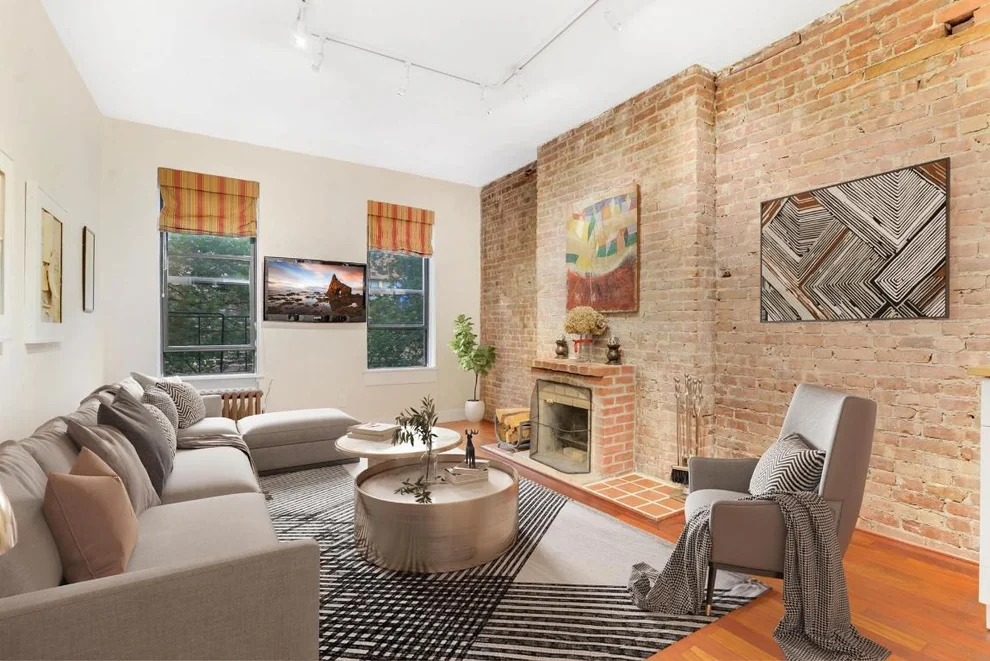Unit for sale at 343 E 92nd Street, Manhattan, NY 10128