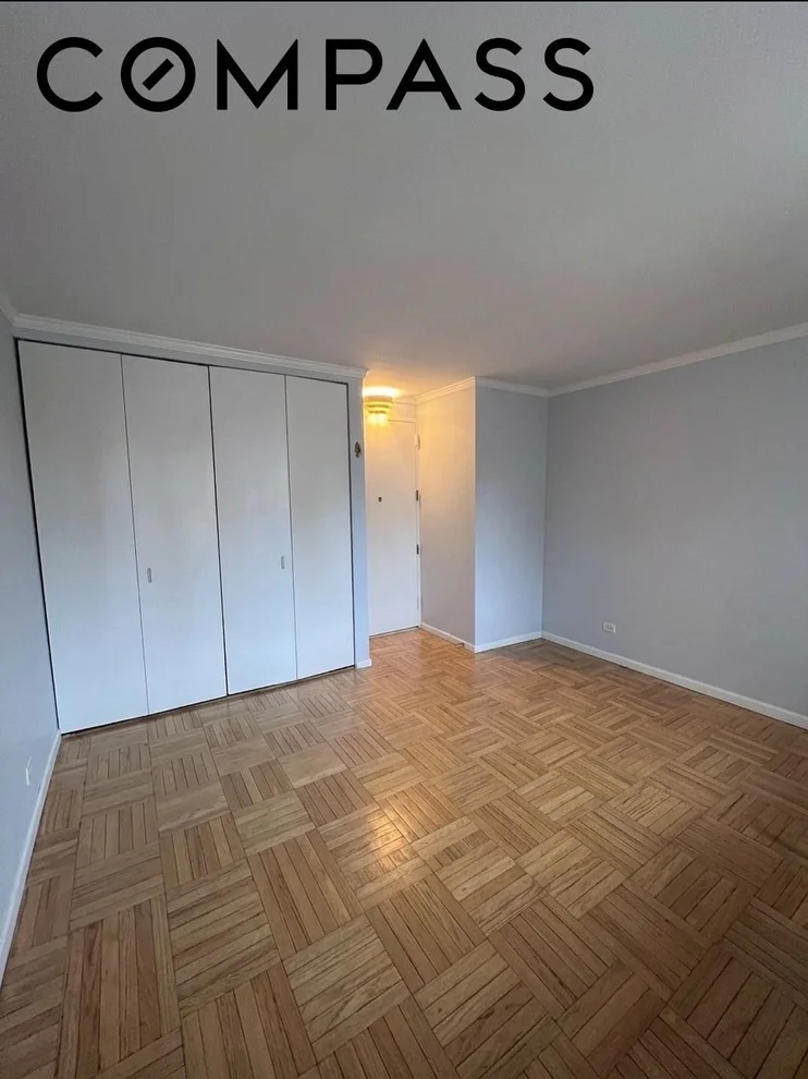 Unit for sale at 236 E 47th Street, Manhattan, NY 10017