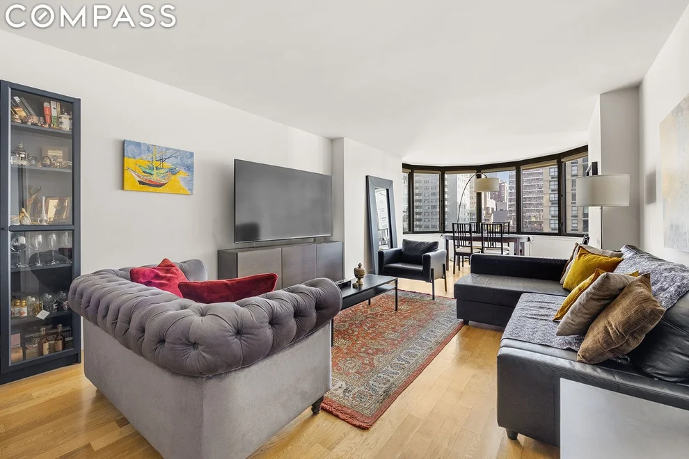 Unit for sale at 330 E 38th Street, Manhattan, NY 10016